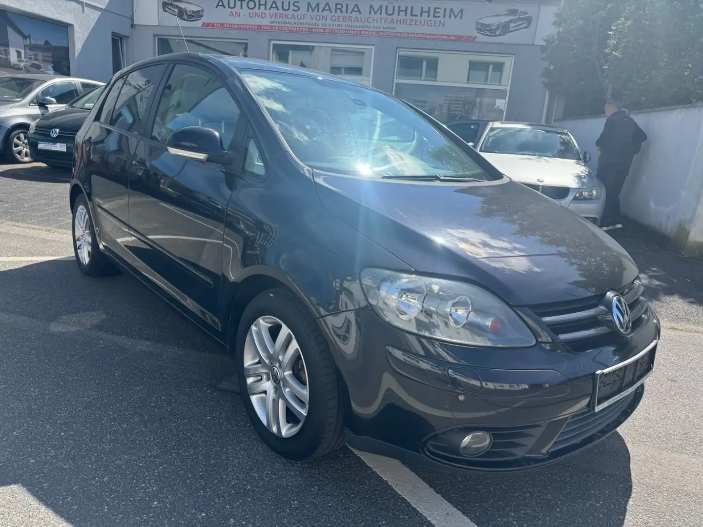 Volkswagen Golf Plus V Edition*AHK*Klimaauto*Isofix*Tempo. Schwarz - 1