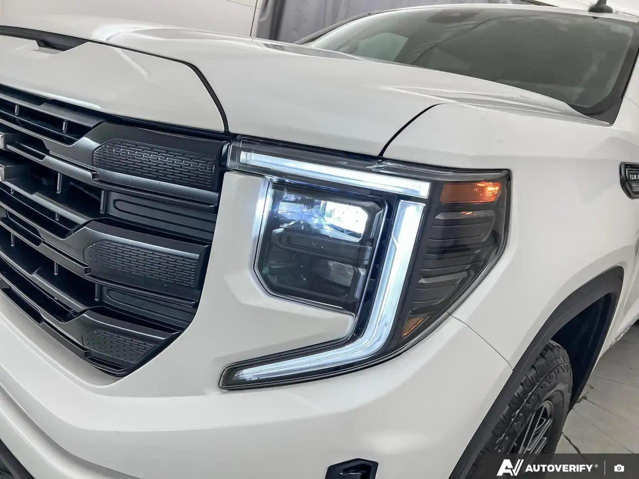 GMC Sierra 1500 снимка GMC Sierra 1500