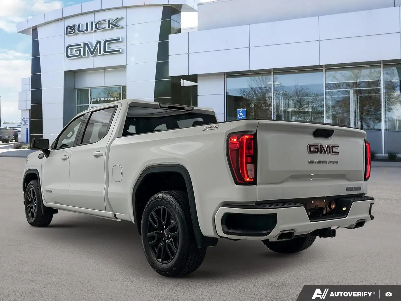 GMC Sierra 1500 снимка GMC Sierra 1500
