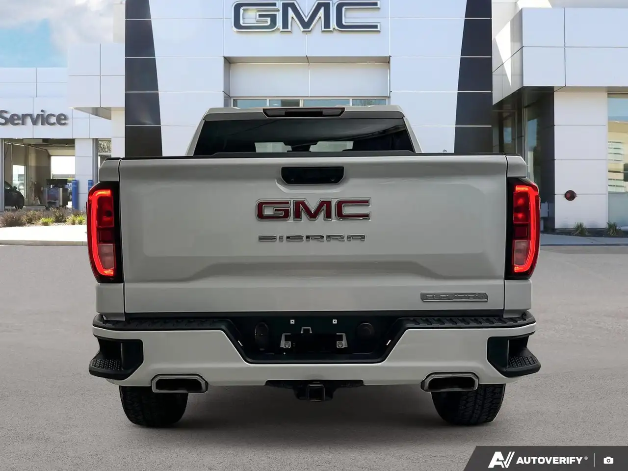 GMC Sierra 1500 снимка GMC Sierra 1500