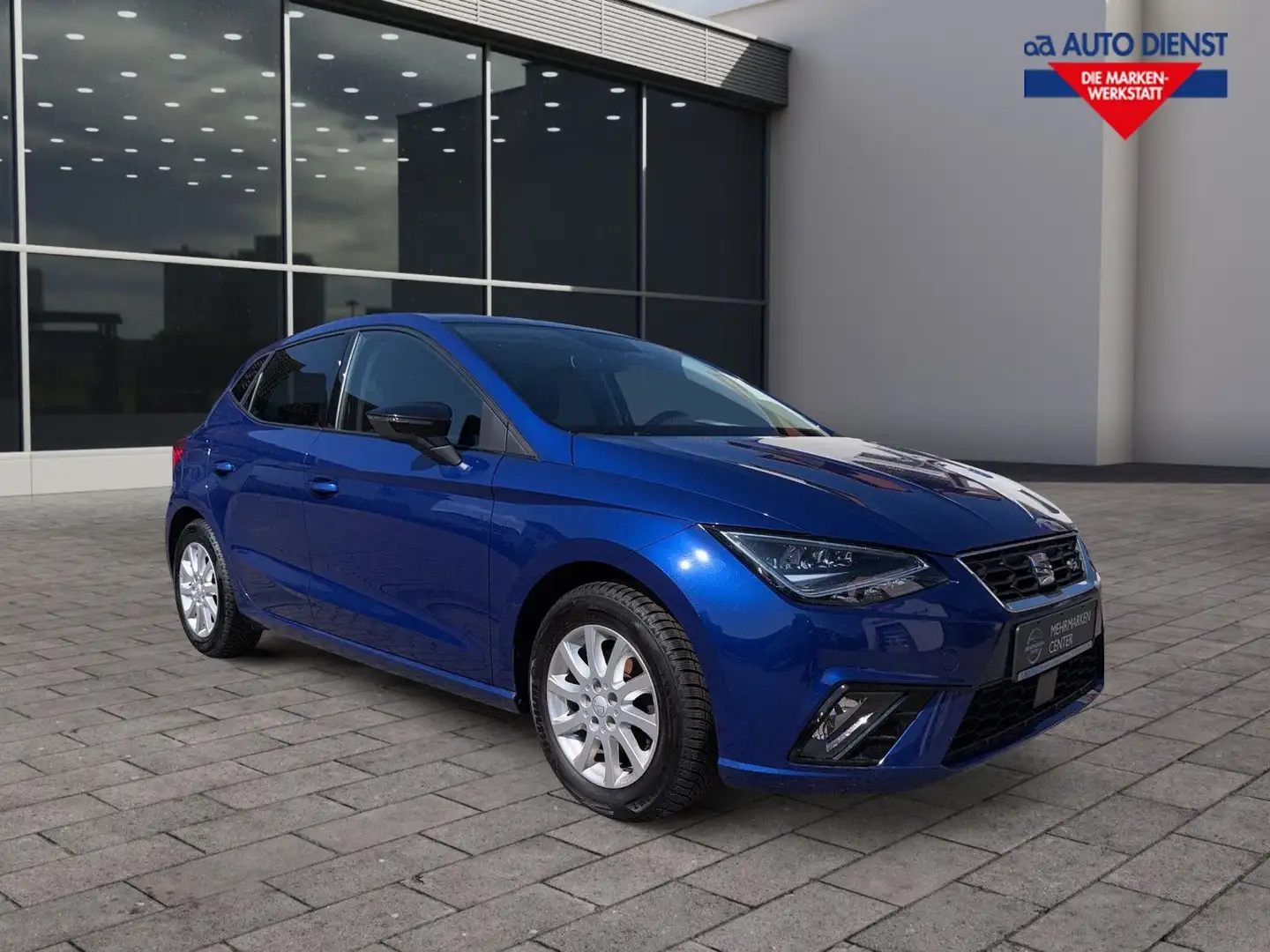 SEAT Ibiza FR Blau - 2