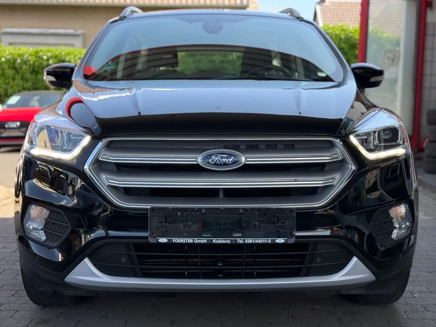 Ford Kuga Business Edition XENON/DISPLAY/TEMPOMAT/SHZ Schwarz - 2