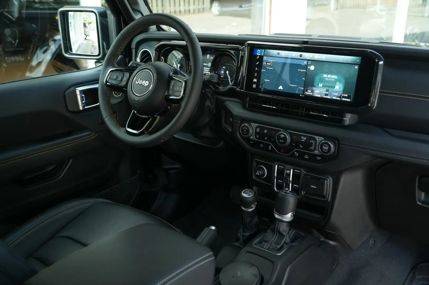 Jeep Wrangler Unlimited 4xe 380 Sahara I Nw. Model I 20 inch I E Чёрный - 2