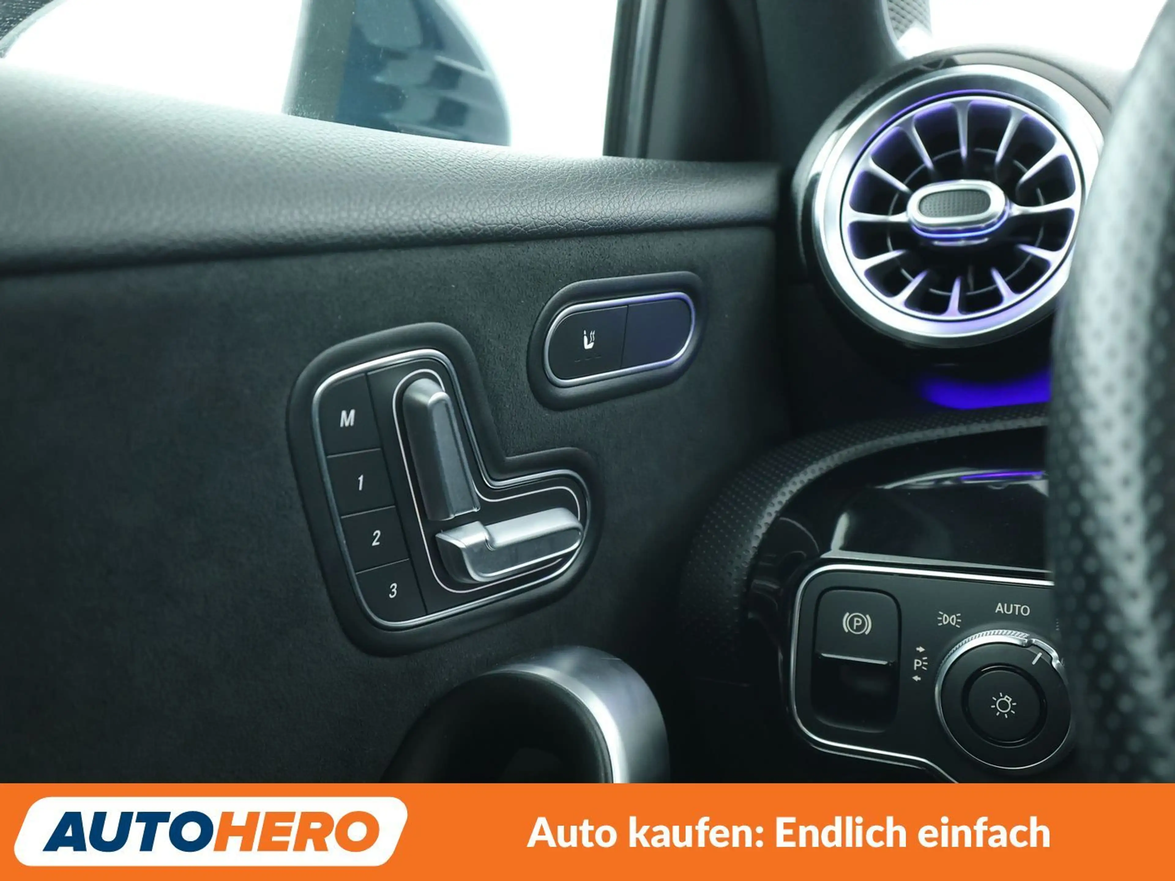 Mercedes-Benz A 35 AMG A 35 AMG 4Matic Aut.*NAVI*VC*LED*TEMPO*CAM*PDC* — photo 29