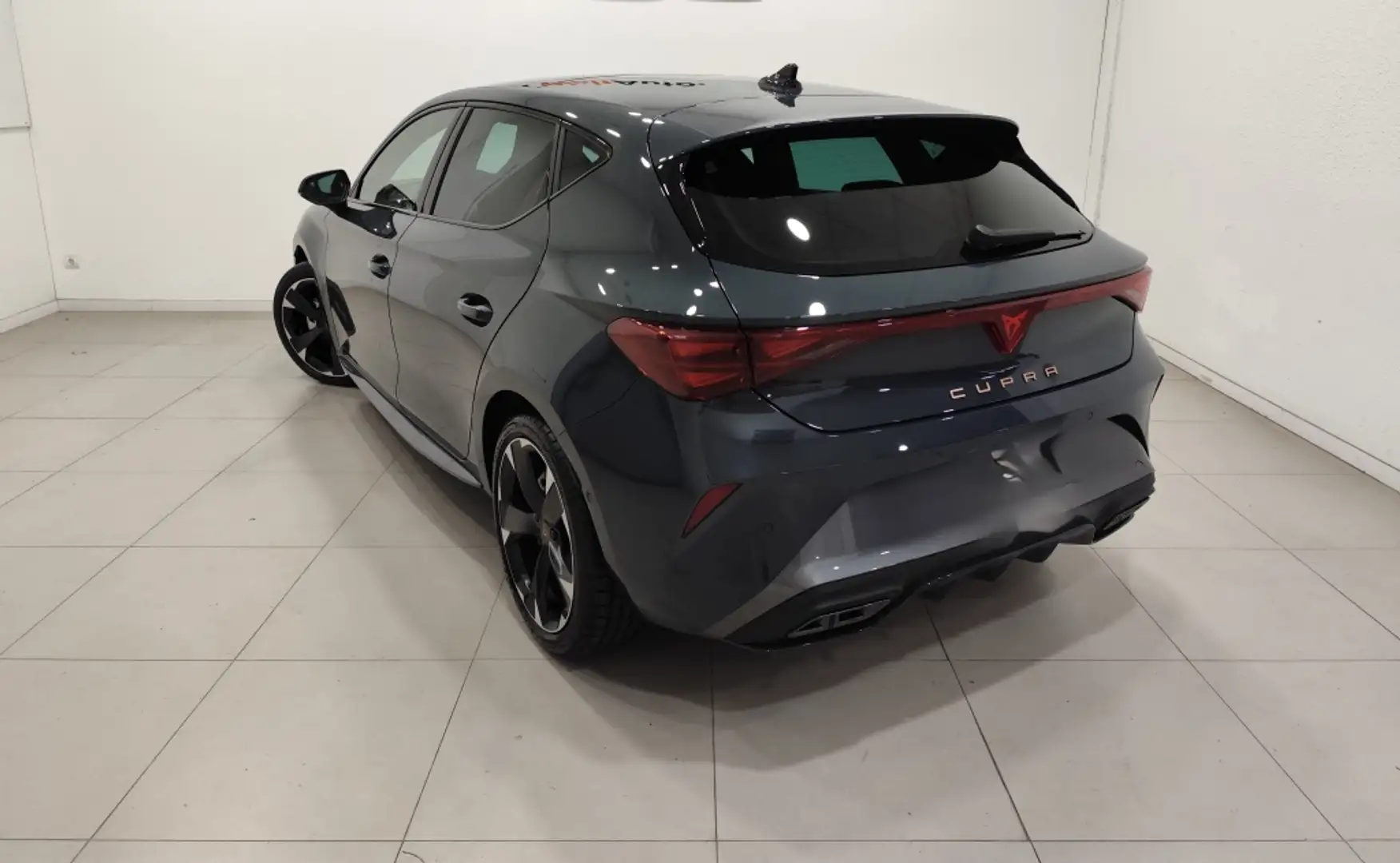 CUPRA Leon 1.5 eTSI 110 DSG Azul - 2