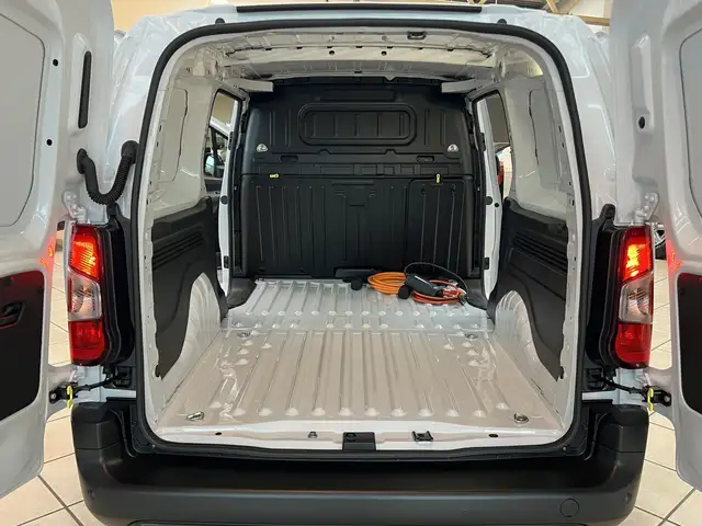 Toyota Proace City view 7