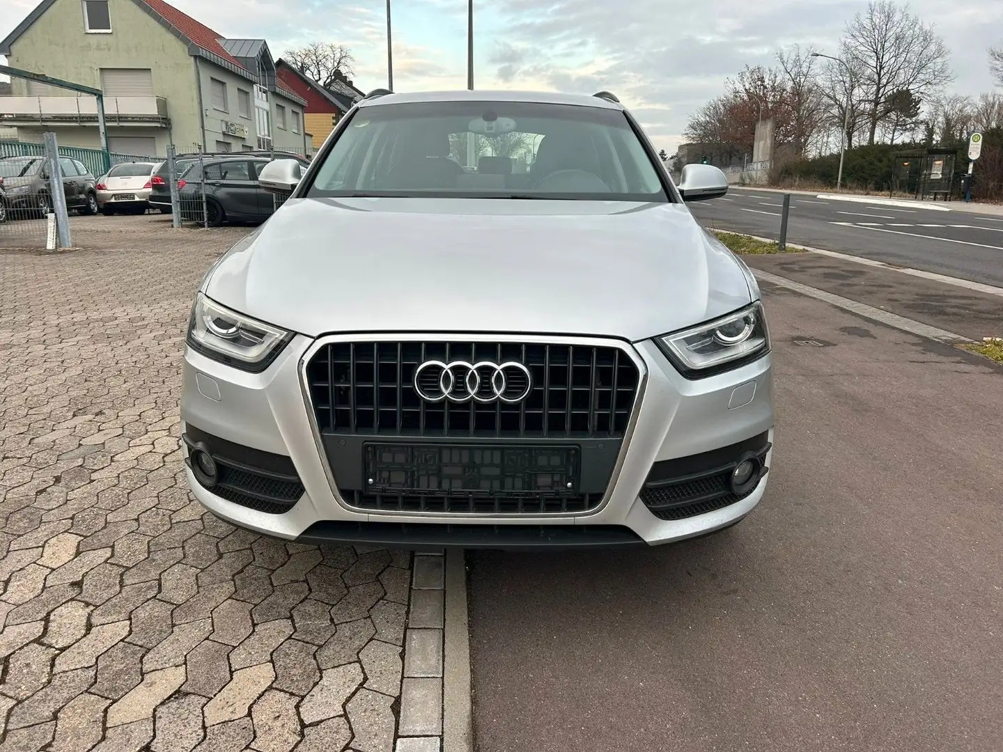 Audi Q3 2.0 TDI SCHECKHEFT+ALCANTARA+PDC+XENON+SHZ Argent - 2