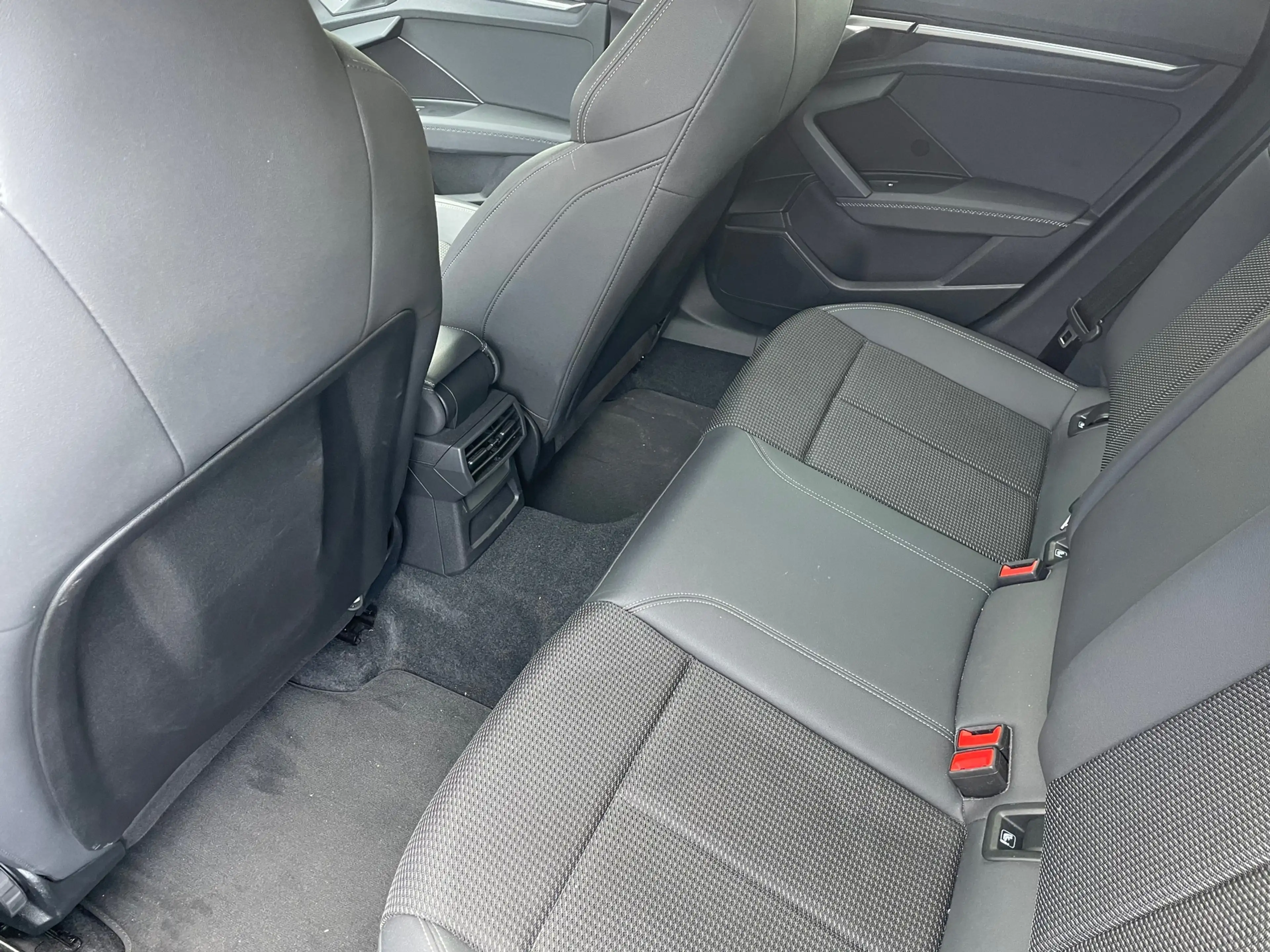 Audi A3 Sportback 35 TFSI S-LINE DSG AUTOMAAT ORG NL|MATRI — photo 9