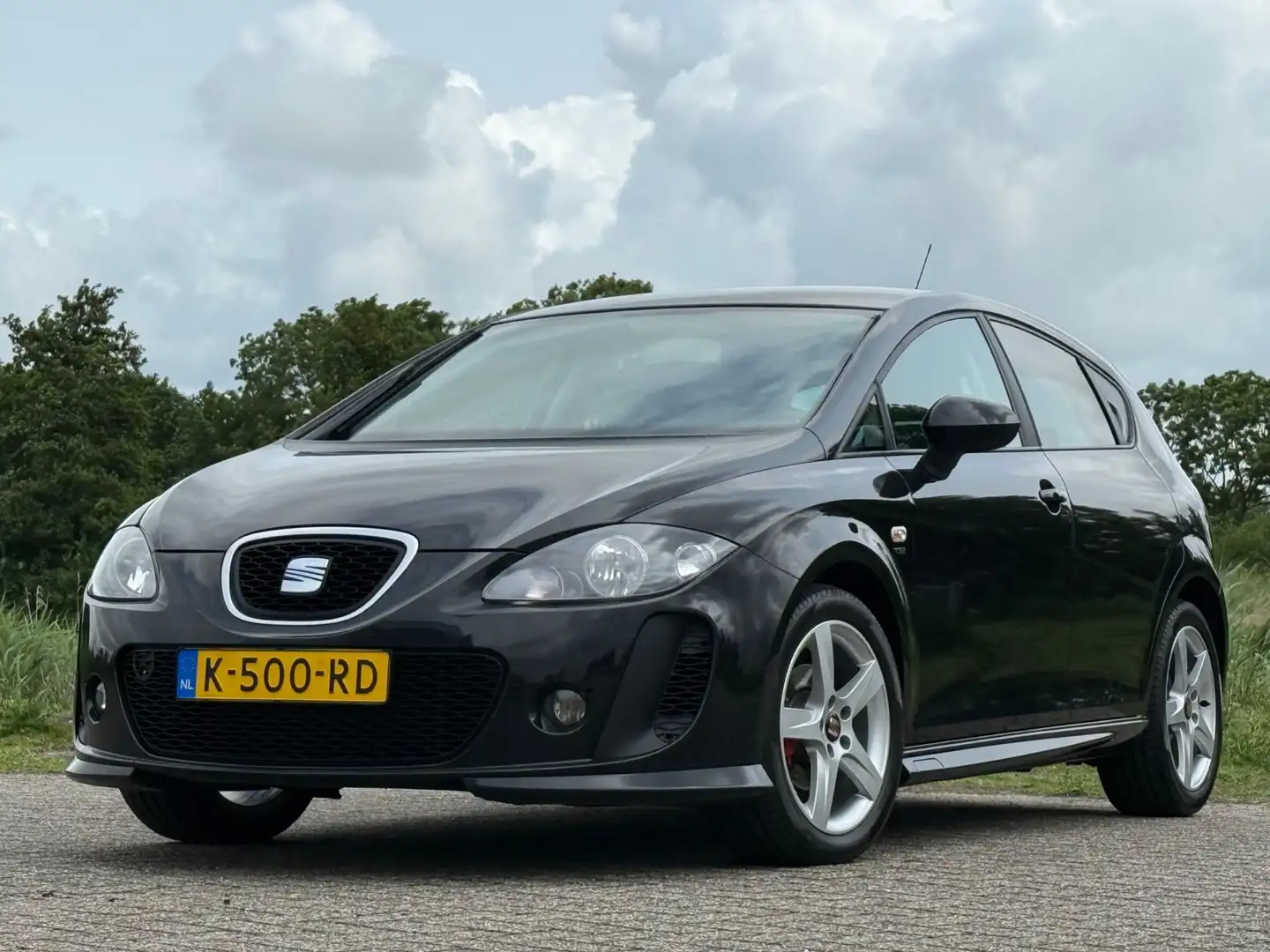 SEAT Leon 1.2 TSI Sport Zwart - 1