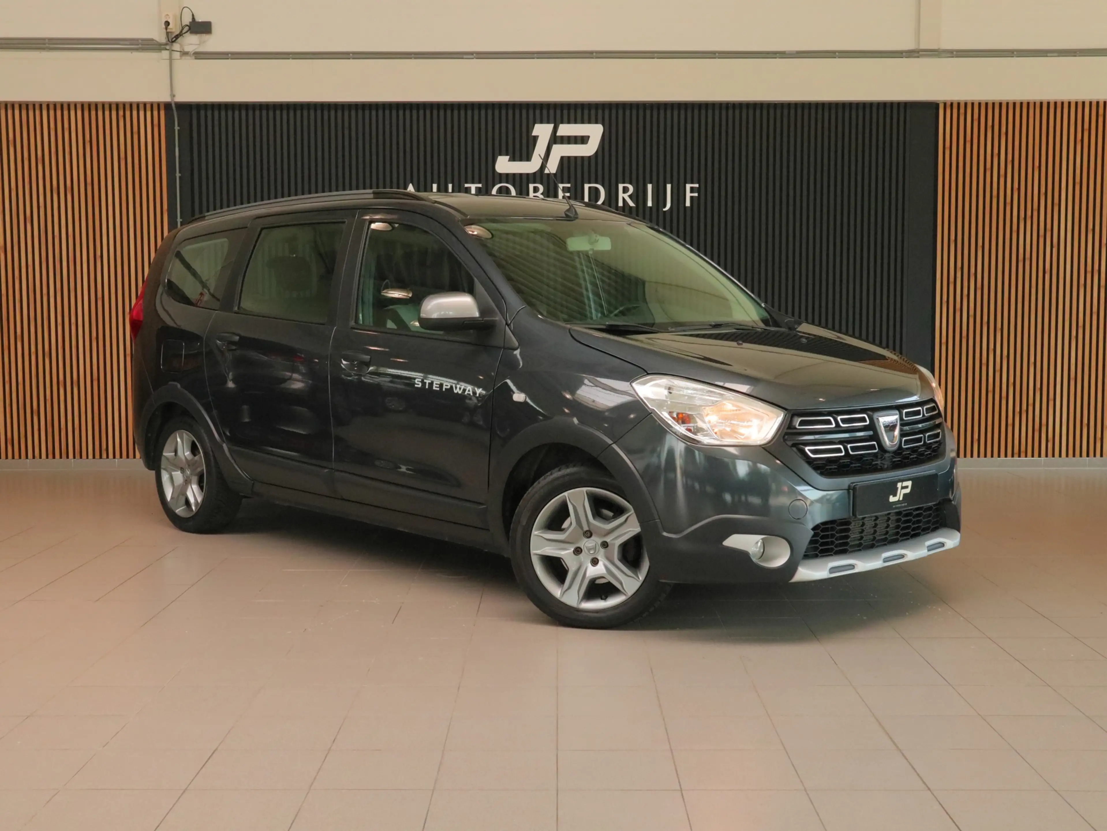 Dacia Lodgy 1.3 TCe Stepway CAMERA|APPLECARPLAY|AIRCO|CRUISE|S — photo 9