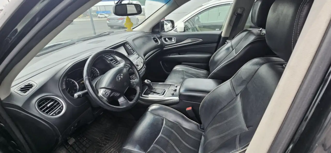 Infiniti QX60 снимка Infiniti QX60