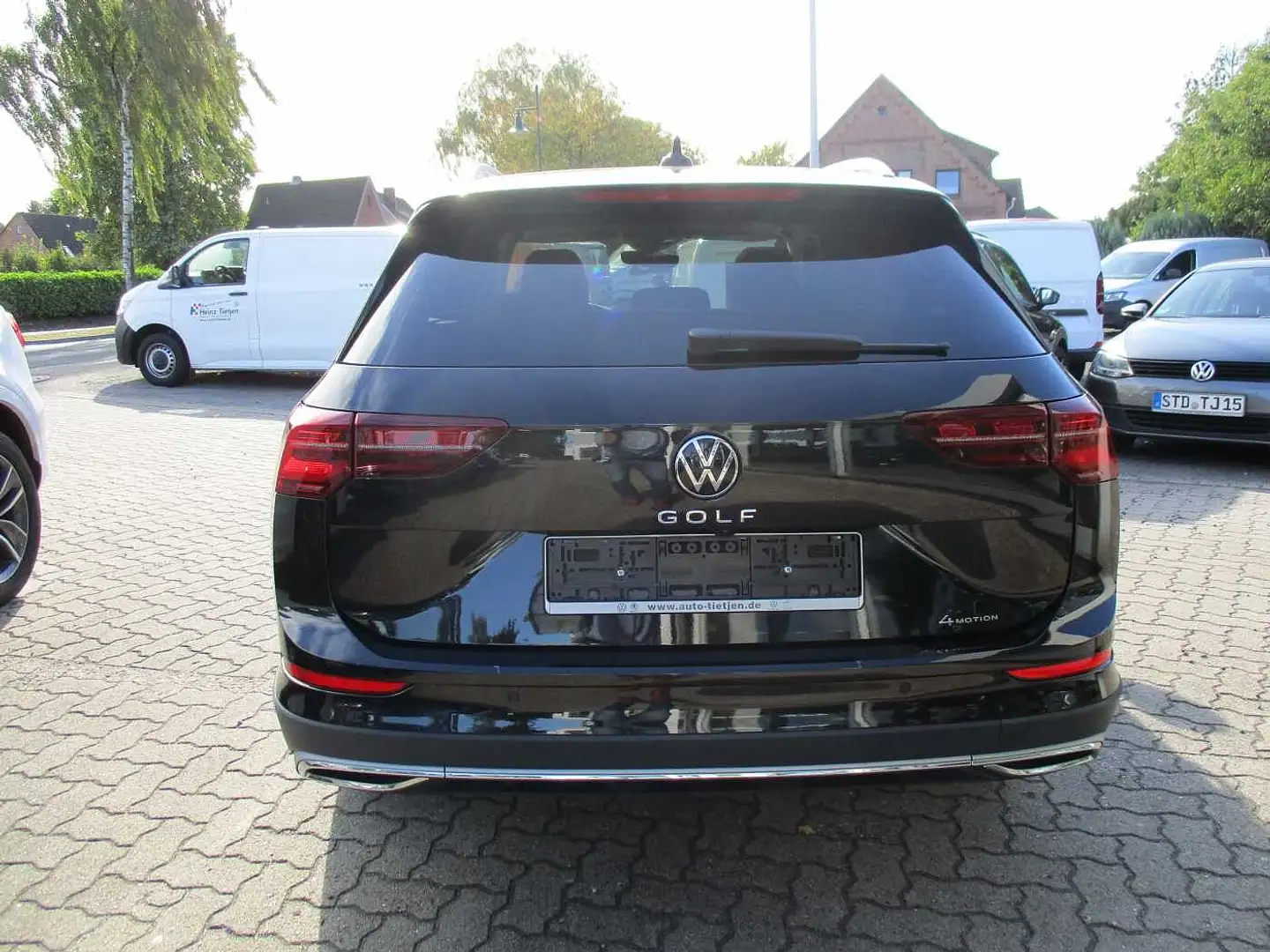 Volkswagen Golf VIII Variant 2.0 TDI Alltrack 4Motion DSG Noir - 2