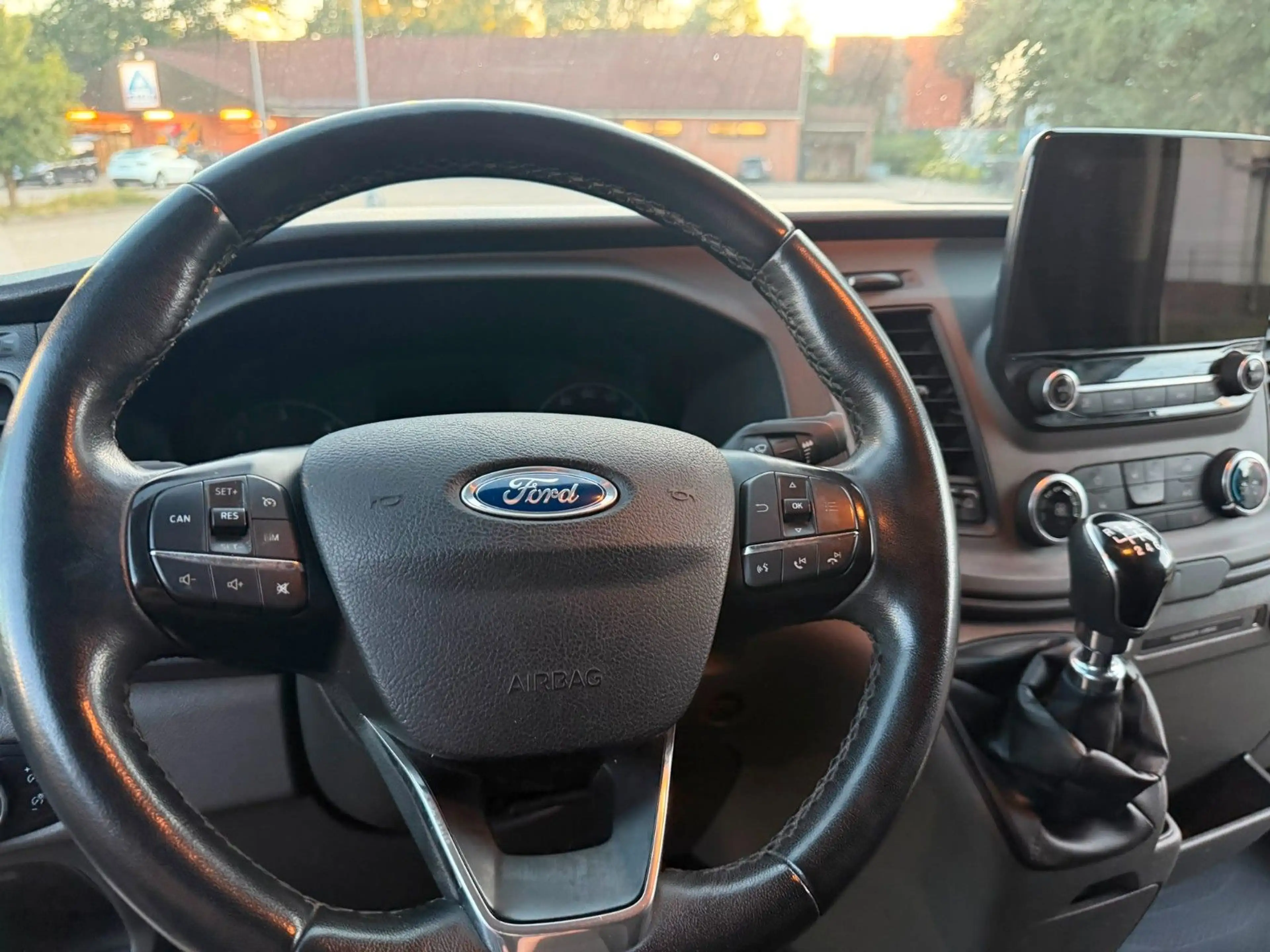Ford Transit 2,0 4x4 Allrad L2H3 R.Kamera 170 PS 350 — photo 12