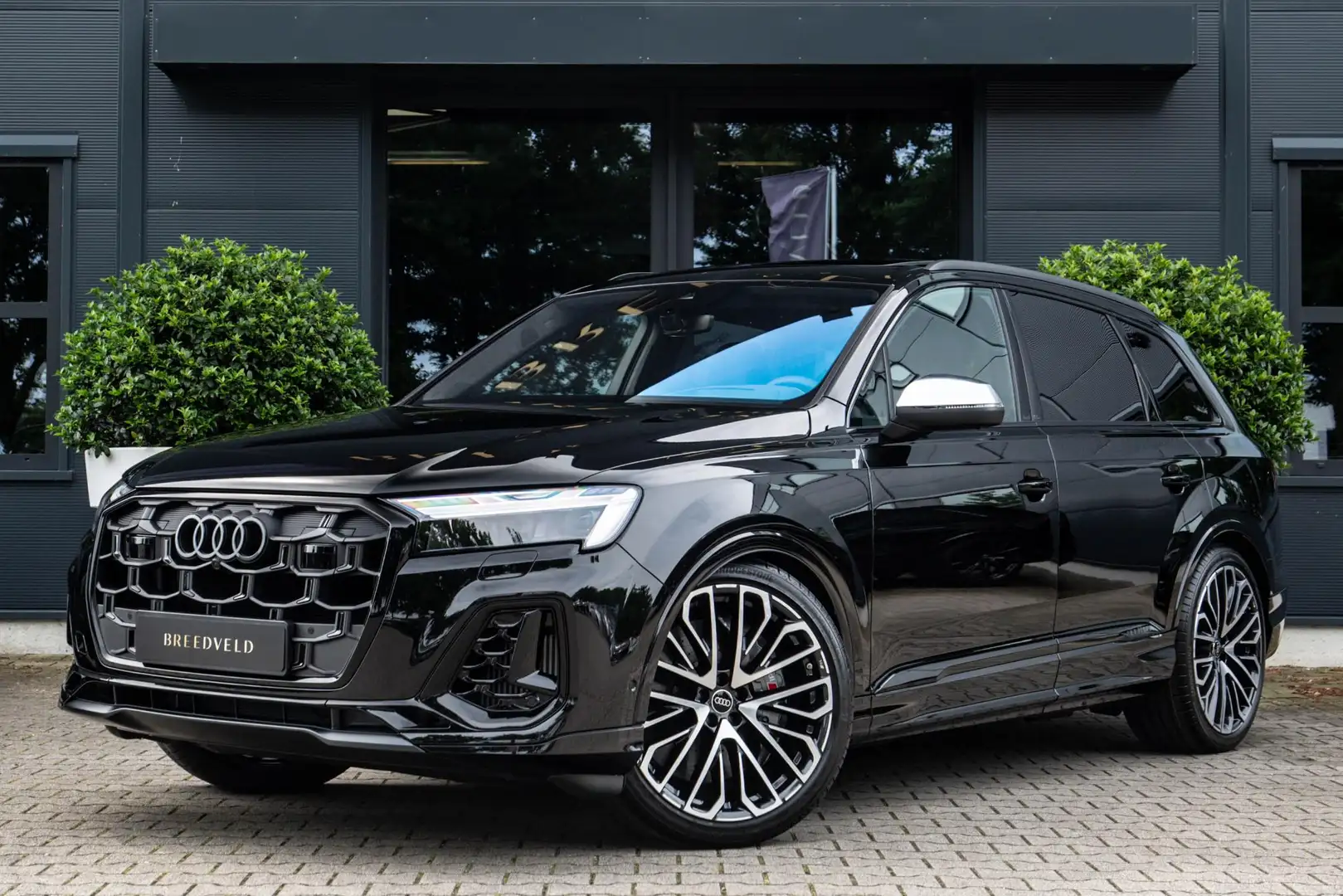 Audi SQ7 4.0 TFSI 507pk 7p, Keramisch, B&O Advanced, Full-o Černá - 1