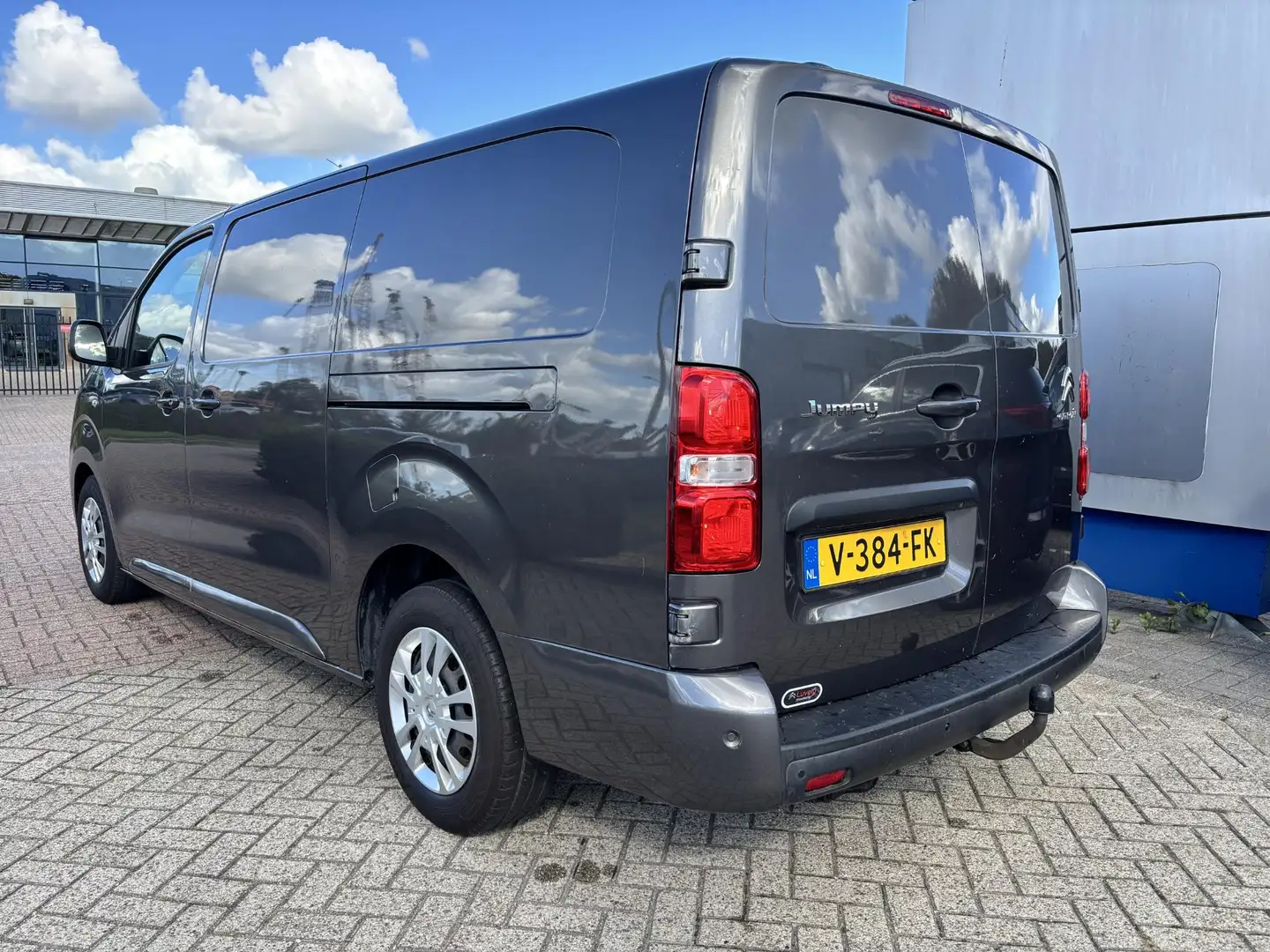 Citroen Jumpy 2.0 BlueHDI 180 Business XL S&S Grau - 2