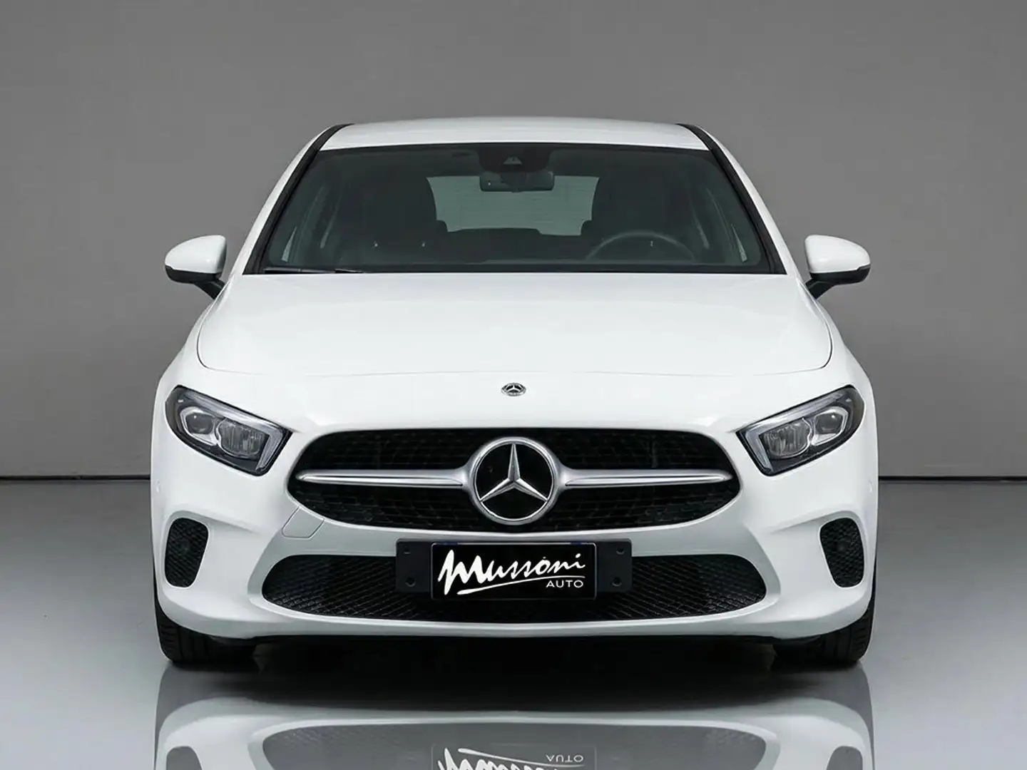 Mercedes-Benz A 250 e phev Progressive Advanced auto Weiß - 2