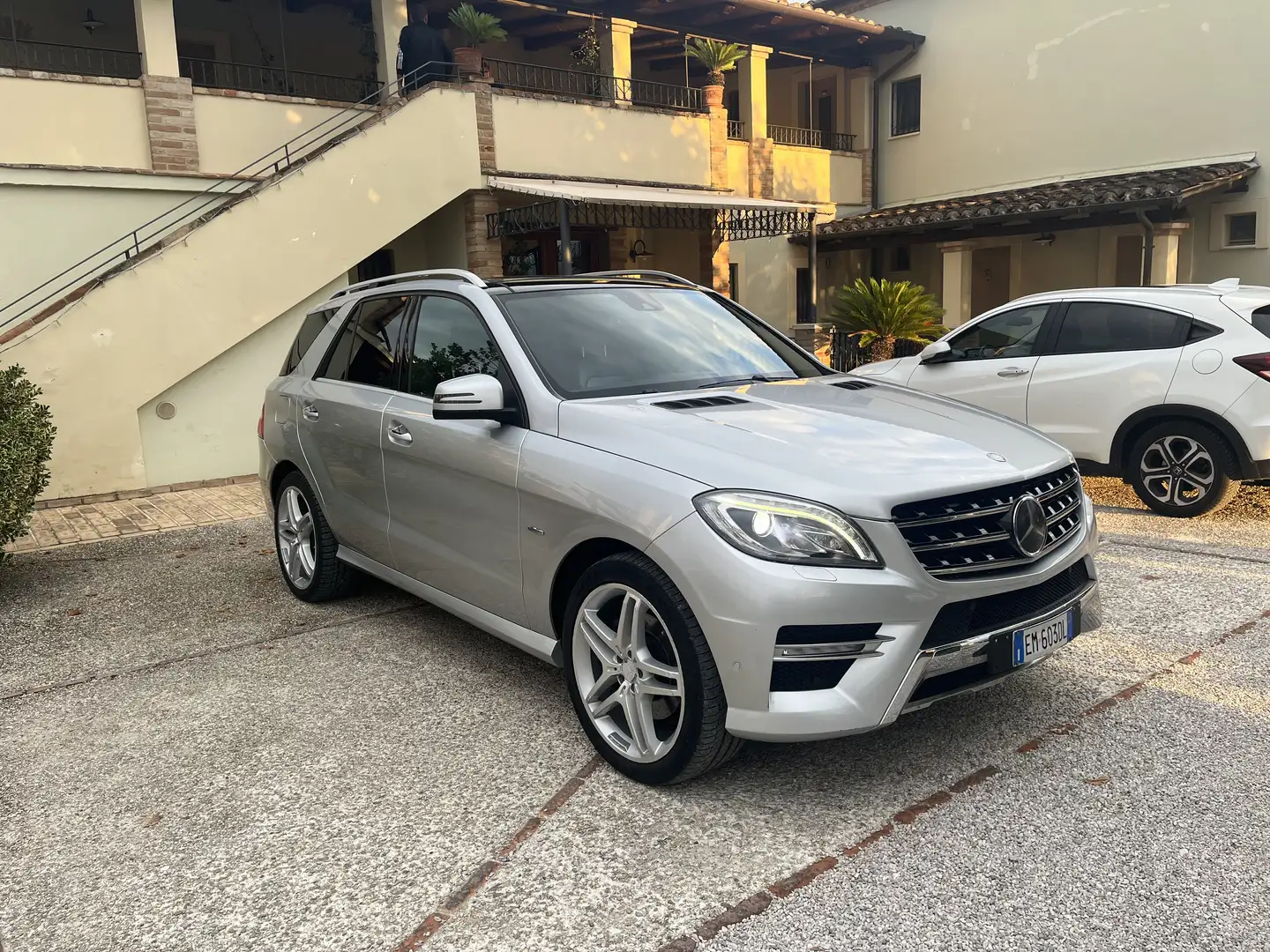 Mercedes-Benz ML 350 Classe M - W166 bt Premium auto Argent - 1
