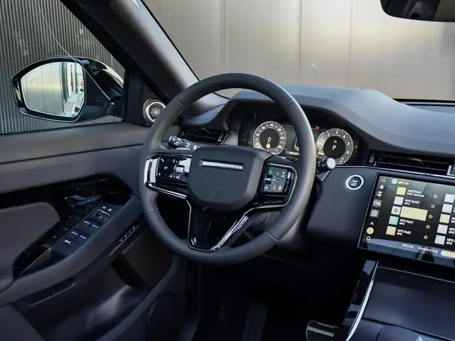 Land Rover Range Rover Evoque view 14