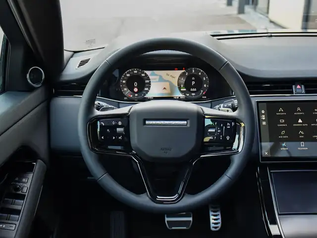 Land Rover Range Rover Evoque view 7
