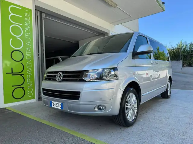 Volkswagen T5 Multivan 2.0 TDI HIGHLINE 140cv DSG 7POSTI GARANZIA 24 MESI UNICO PROPRIETARIO PELLE-PDC TUTTI TAGLIANDI CERTIFICATI