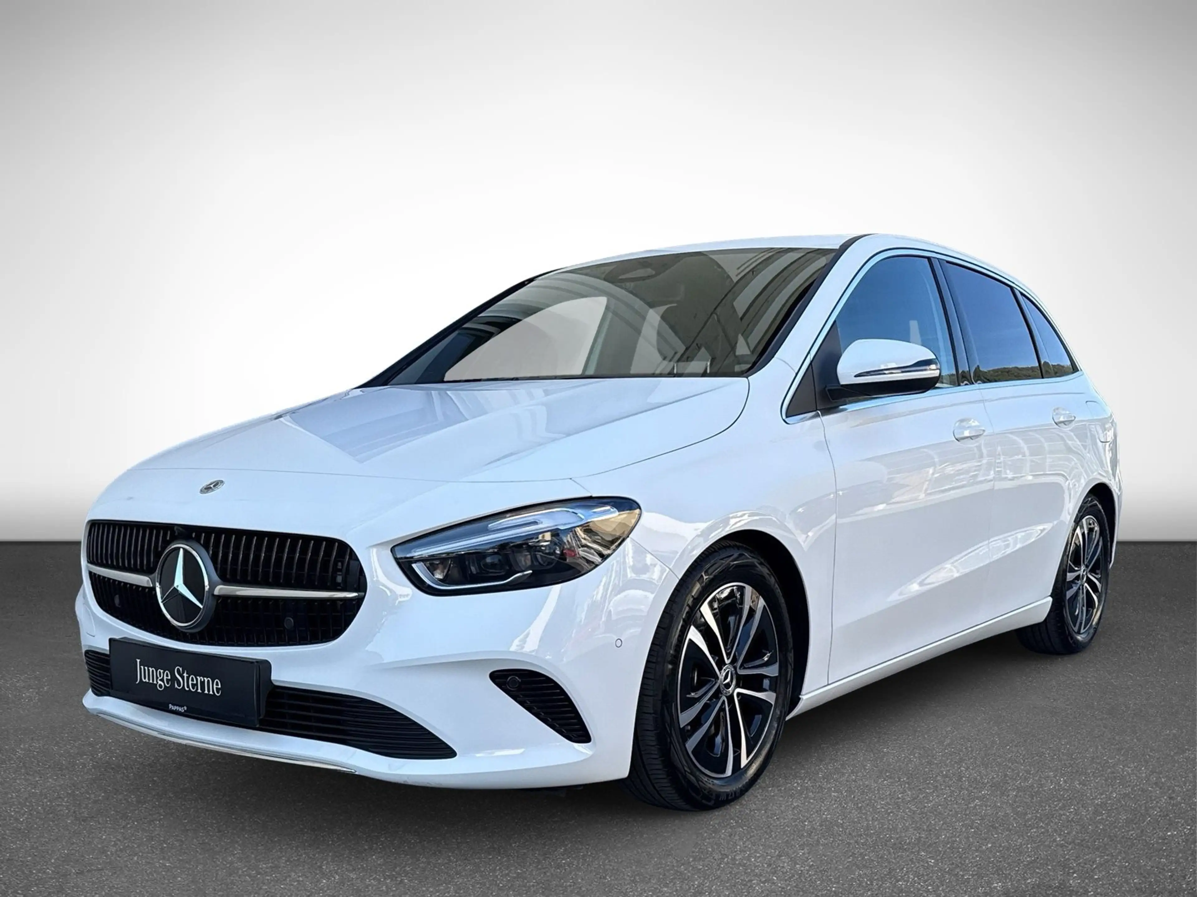 Mercedes-Benz B 180 d Österreich-Edition Cam Navi SHZ EASY-PACK — photo 2