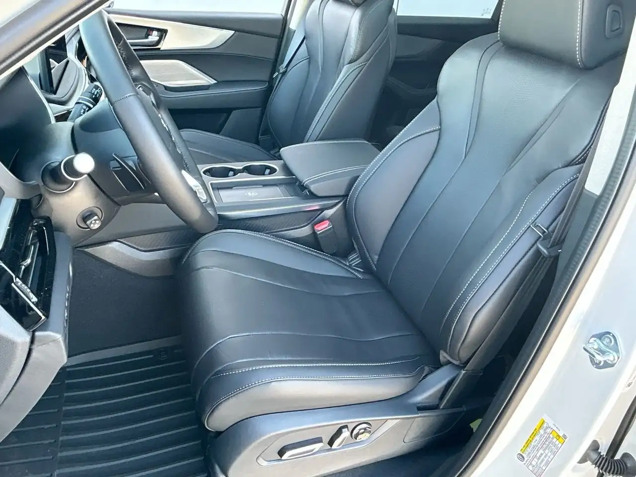 Acura MDX снимка Acura MDX