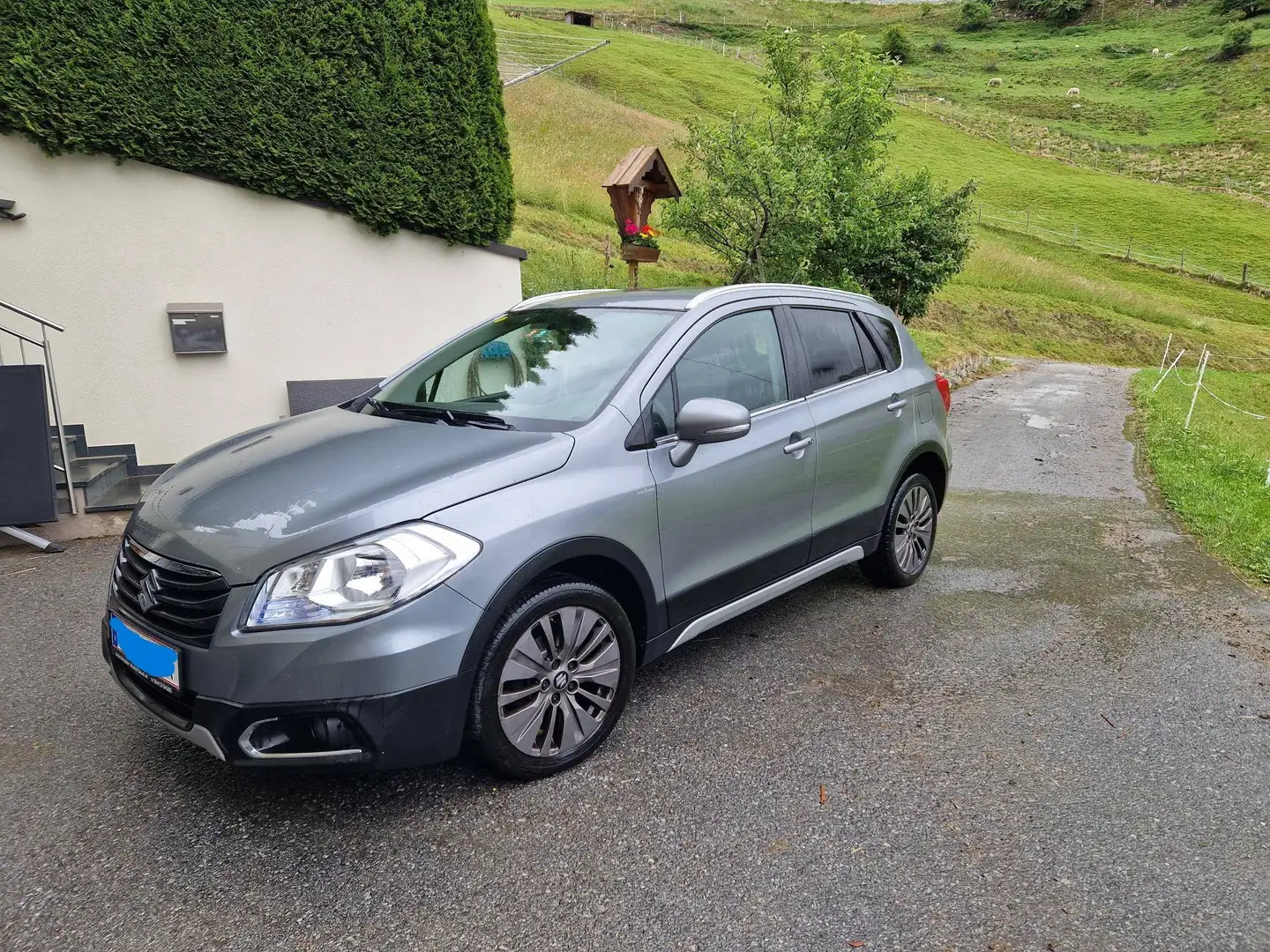 Suzuki SX4 S-Cross SX4 S-Cross 1,6 DDiS Allgrip shine shine Grau - 1