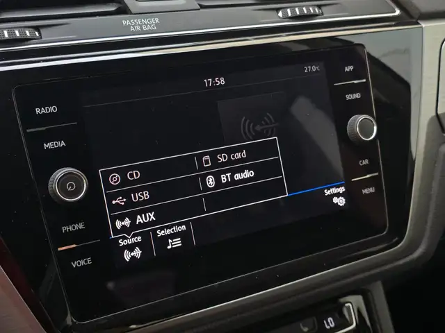 Volkswagen Touran view 16