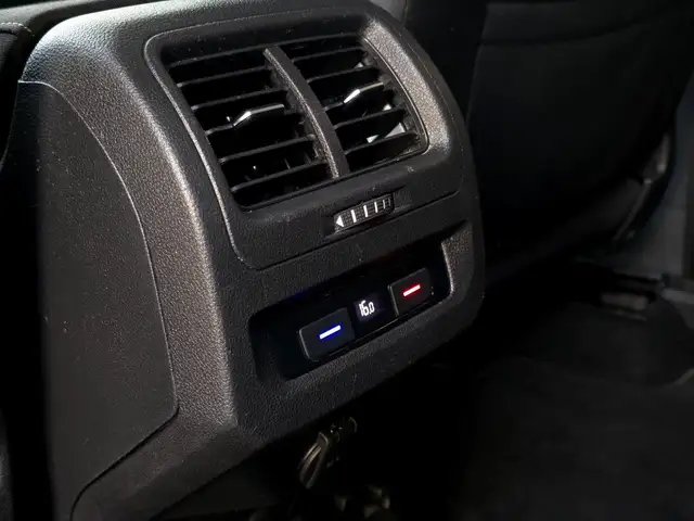 Volkswagen Touran view 21