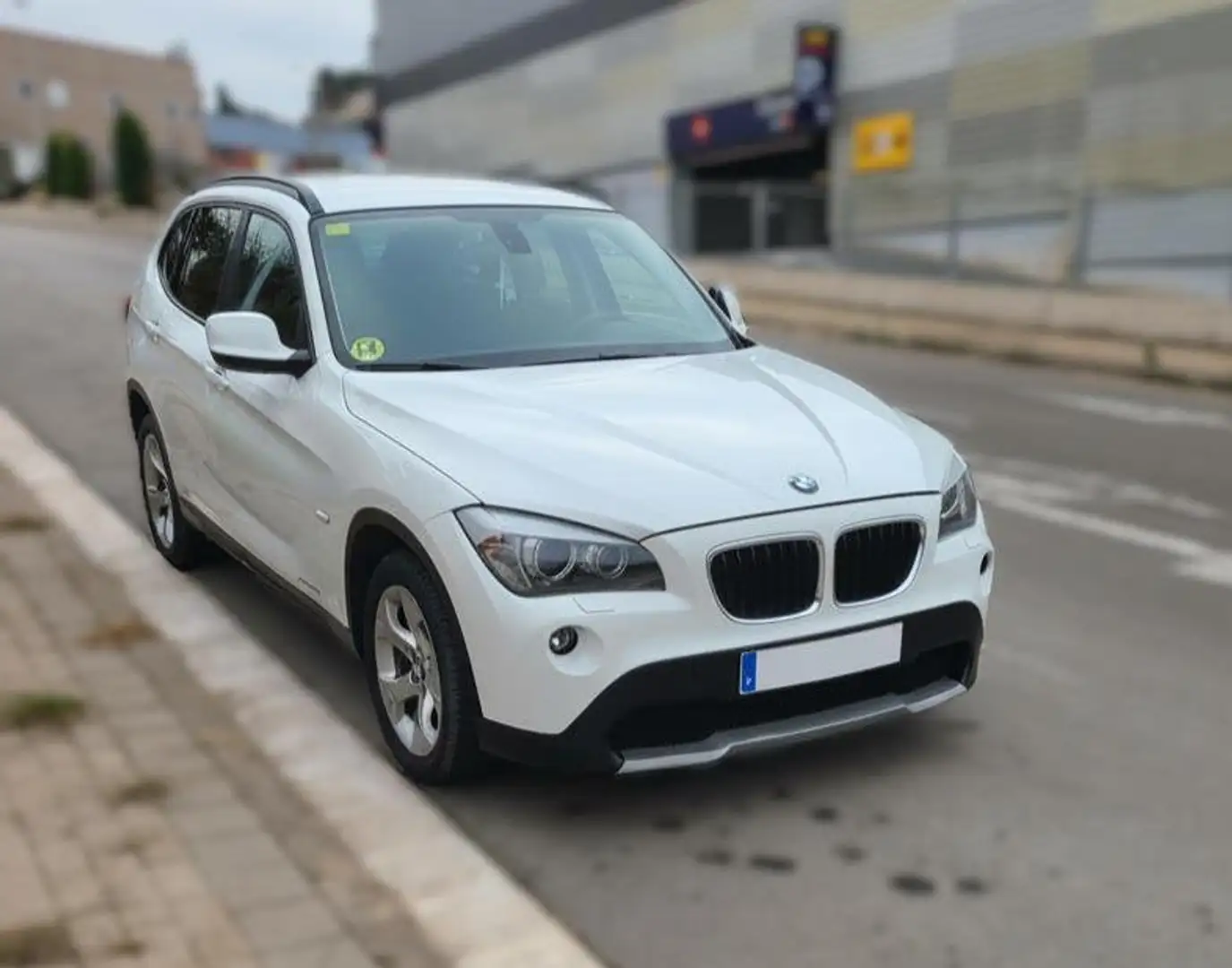 BMW X1 xDrive 18dA Blanco - 1