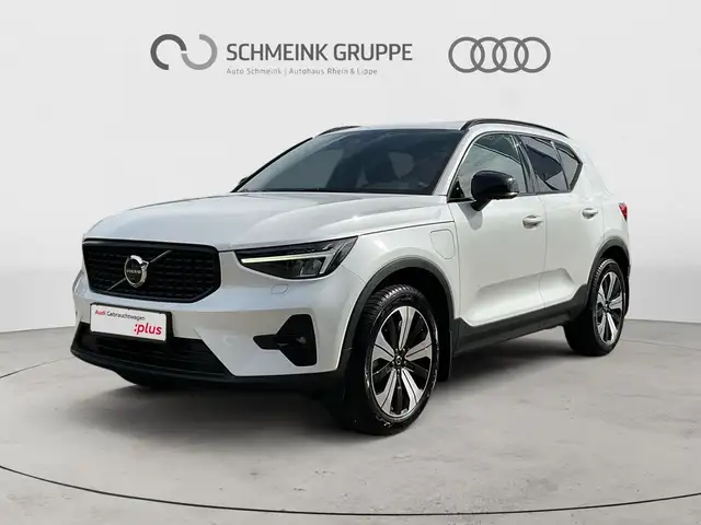 Volvo XC40 XC 40 T4 Ultimate Dark Plug In PANO 360° H/K