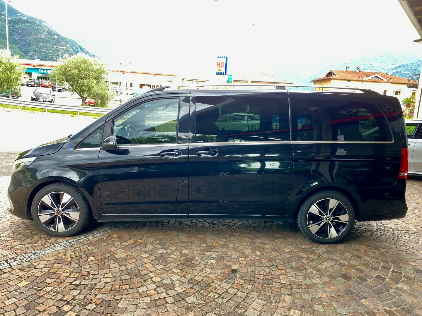 Mercedes-Benz V 250 V Long 250 d PREMIUM auto IVA COMPRESA Nero - 2