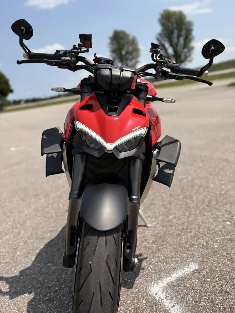 Ducati Streetfighter - 2