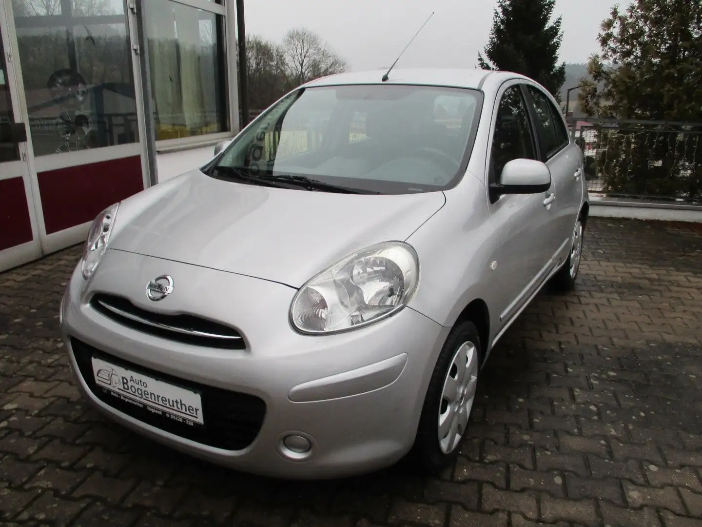 Nissan Micra Acenta+Navi+Gepflegt Silber - 1
