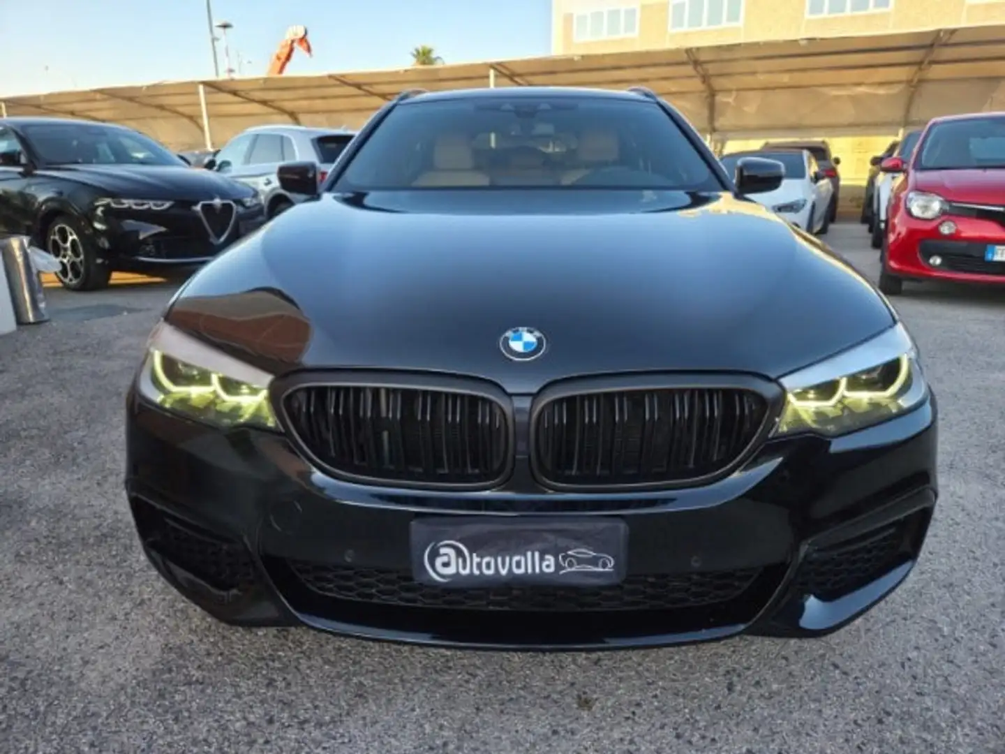 BMW 520 d Touring Msport Zwart - 2