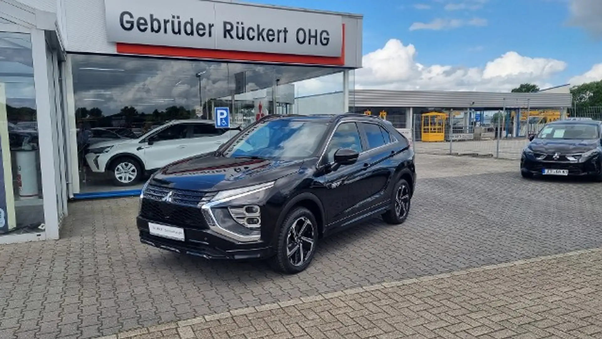 Mitsubishi Eclipse Cross Plug-in Hybrid TOP 4WD,Leder AHK Schwarz - 1