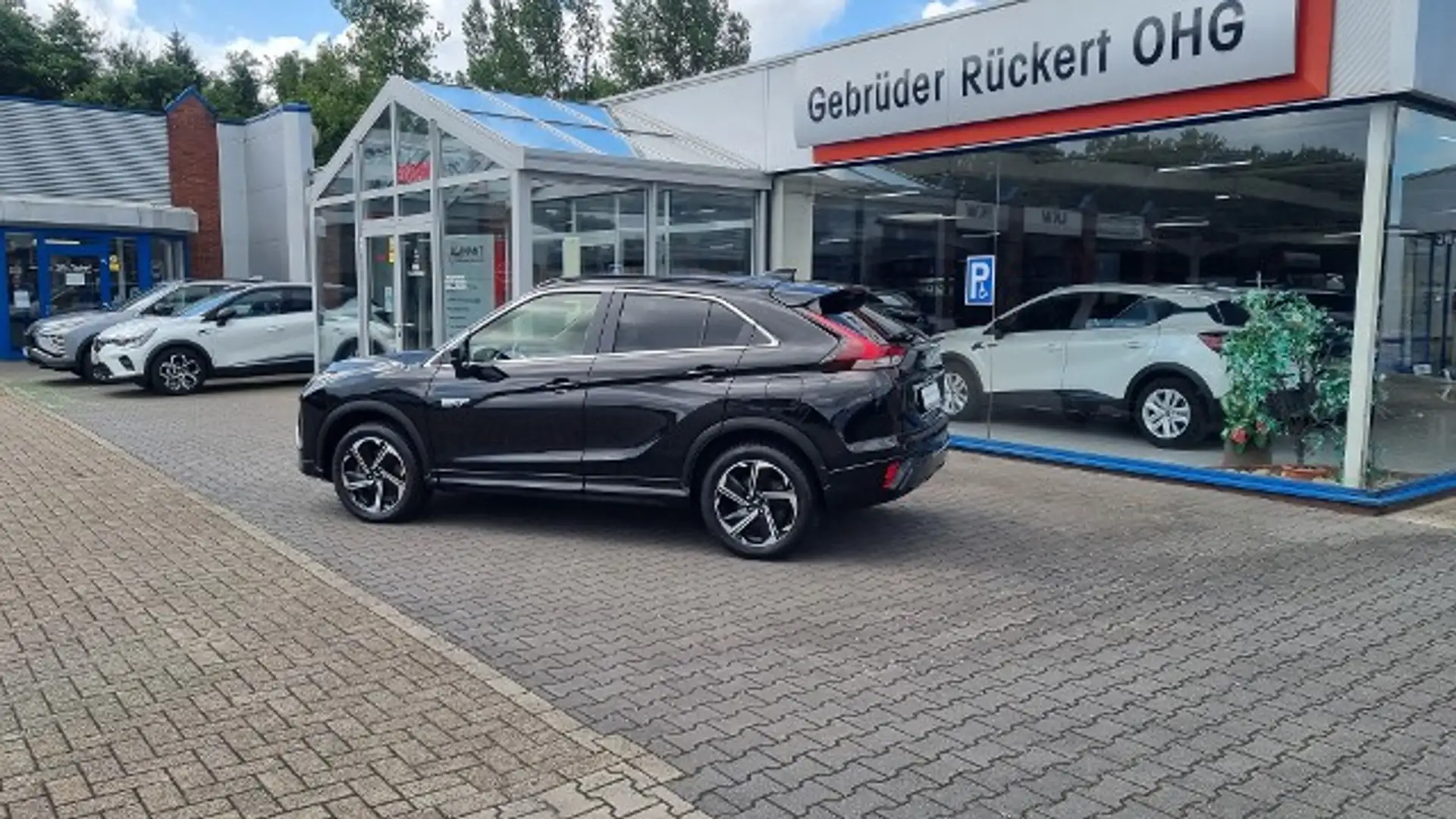 Mitsubishi Eclipse Cross Plug-in Hybrid TOP 4WD,Leder AHK Schwarz - 2