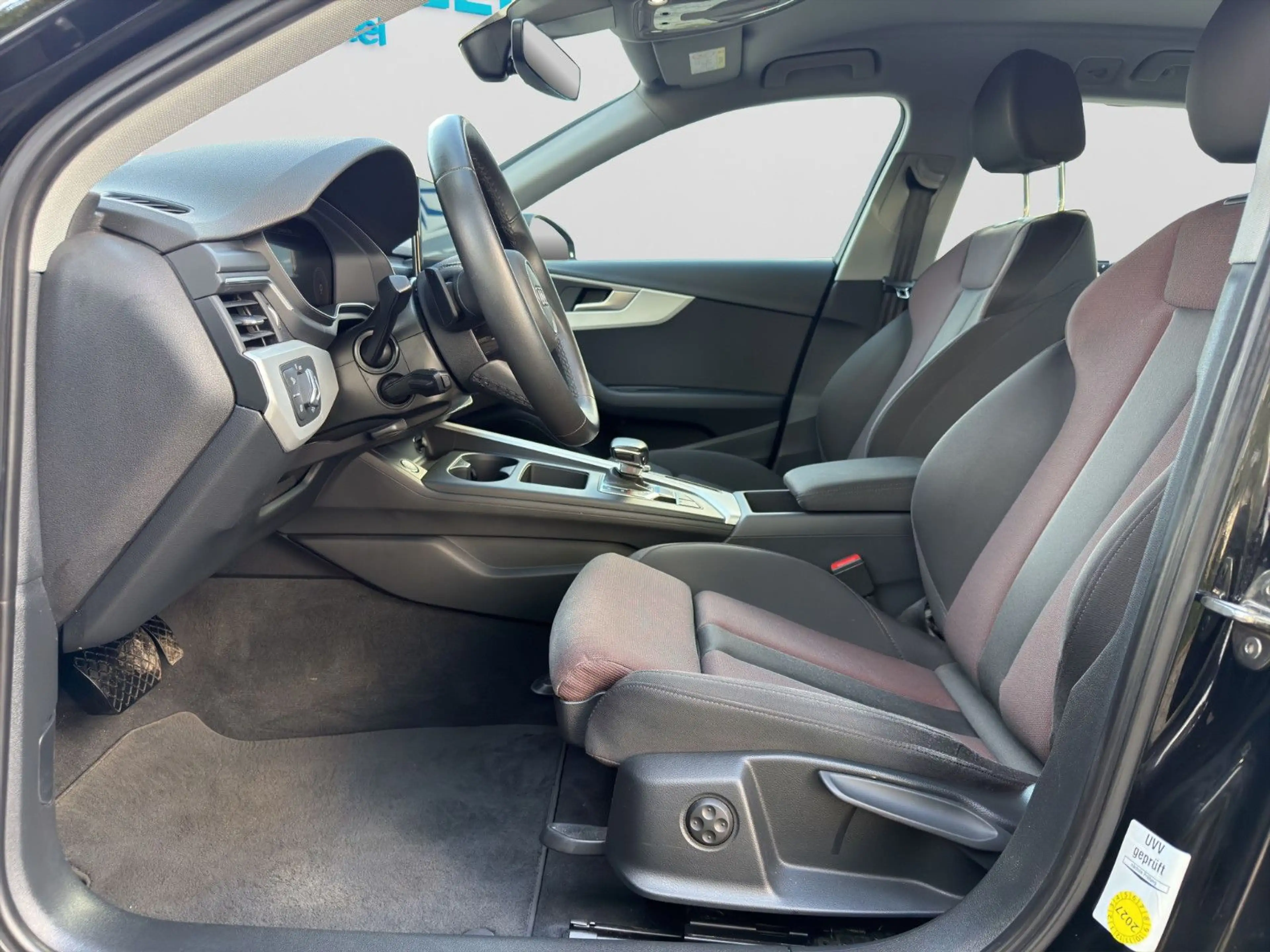 Audi A4 Avant 2.0 TDI Aut. KLIMAAUT SITZH KAM LED NAV — photo 12