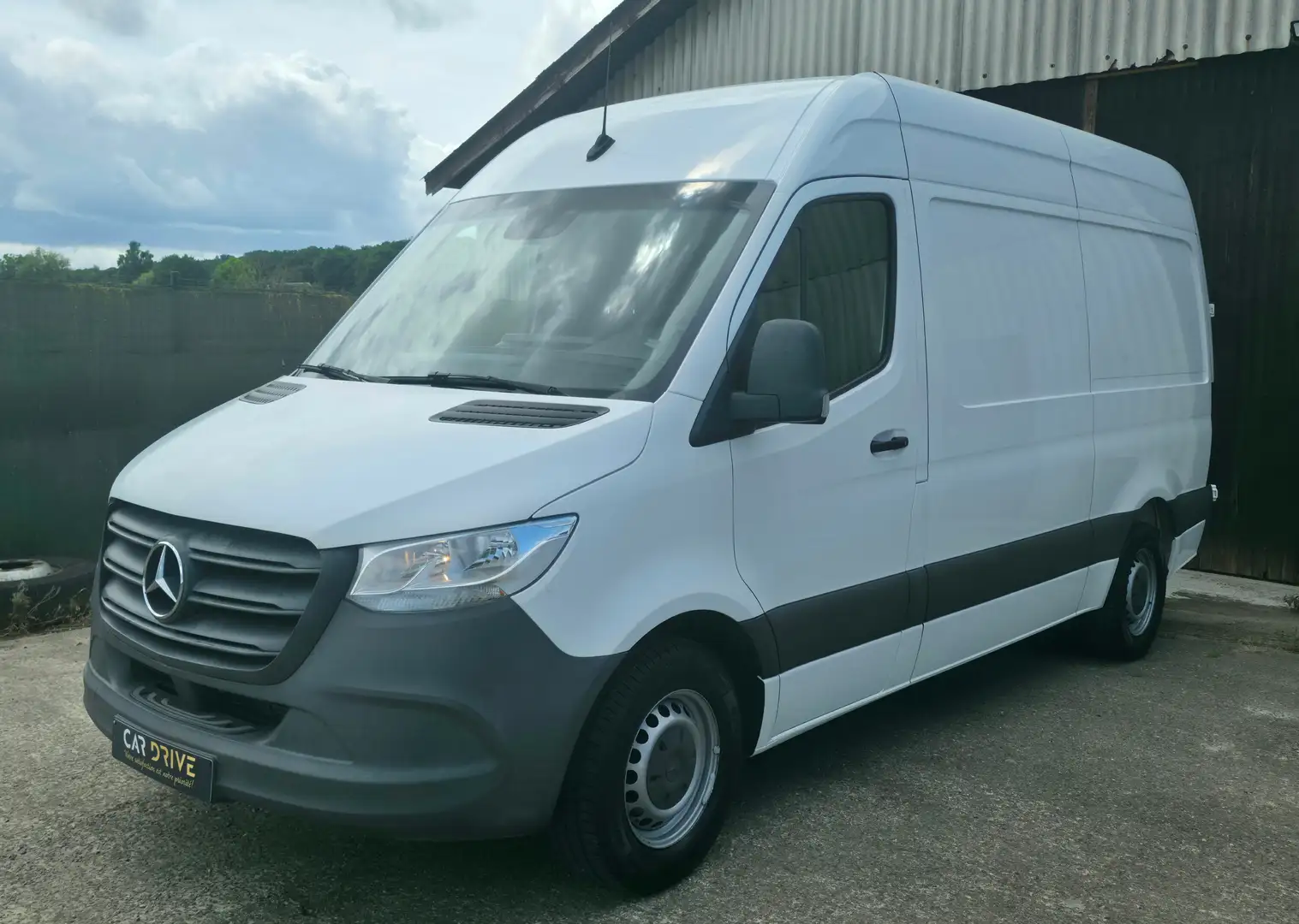 Mercedes-Benz Sprinter 311 2.1 CDI L2 H2 CAMERA/CARPLAY/DAB/ATT REMORQUE Blanc - 1