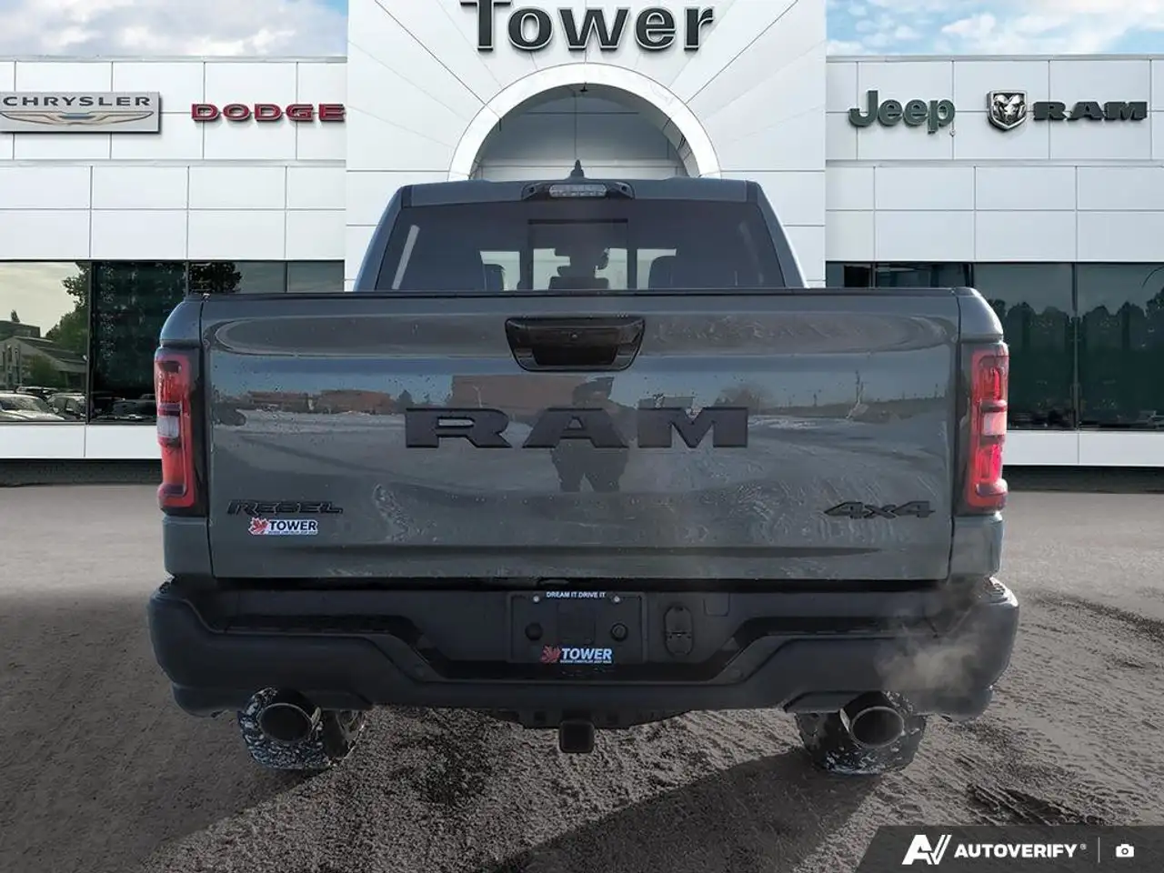 RAM 1500 снимка RAM 1500