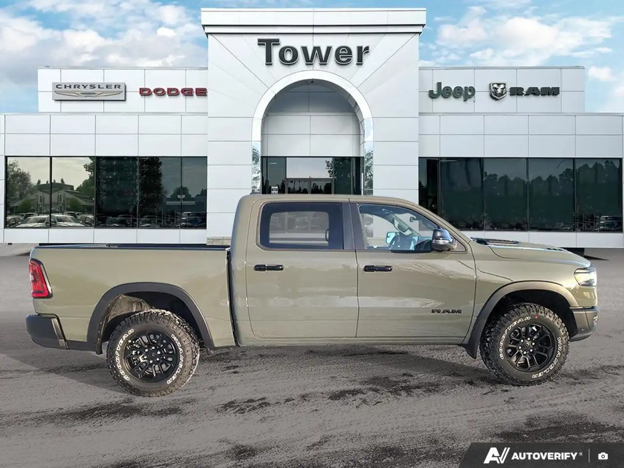 RAM 1500 снимка RAM 1500