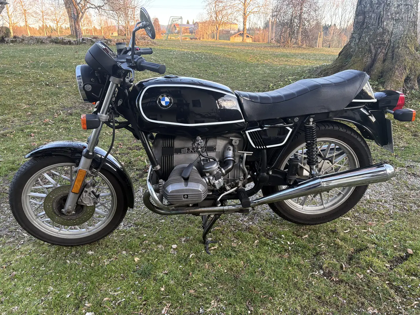 BMW R 45 Negro - 2