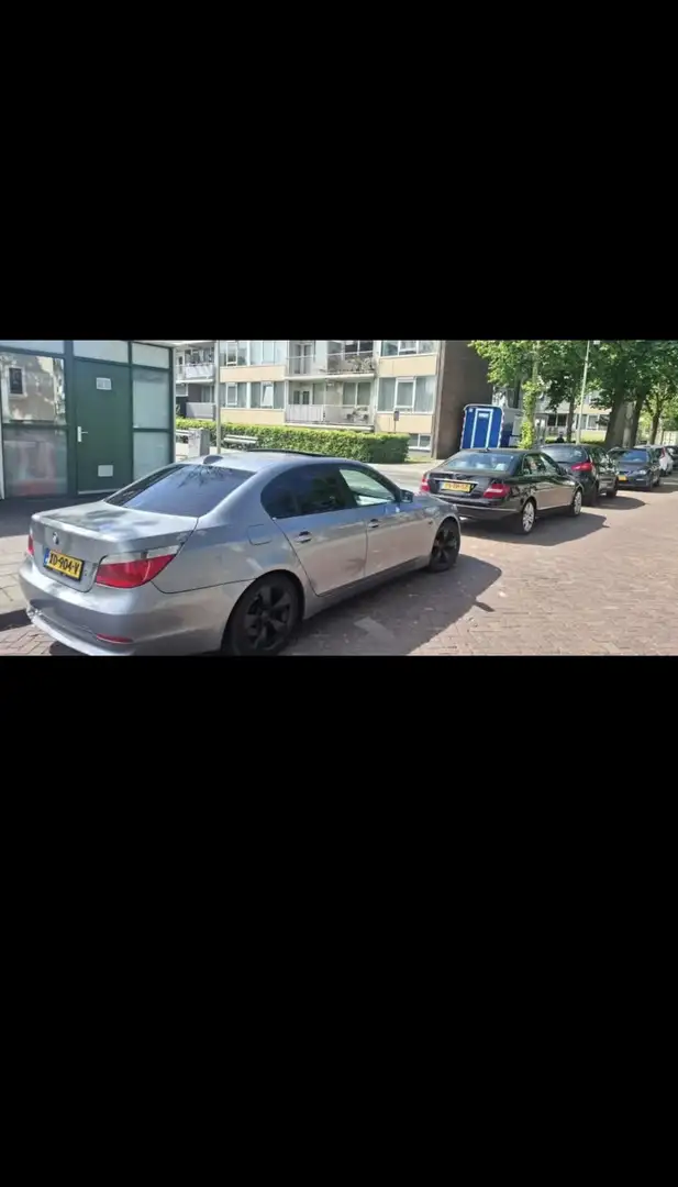 BMW 525 525i Touring - 1
