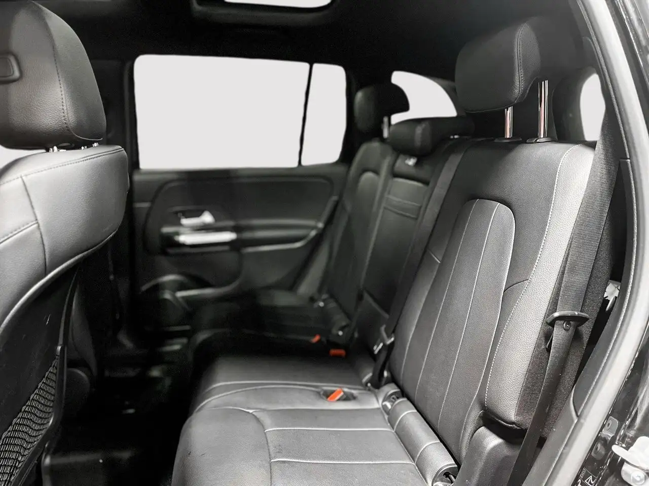 Mercedes-Benz GLB fotografie Mercedes-Benz GLB