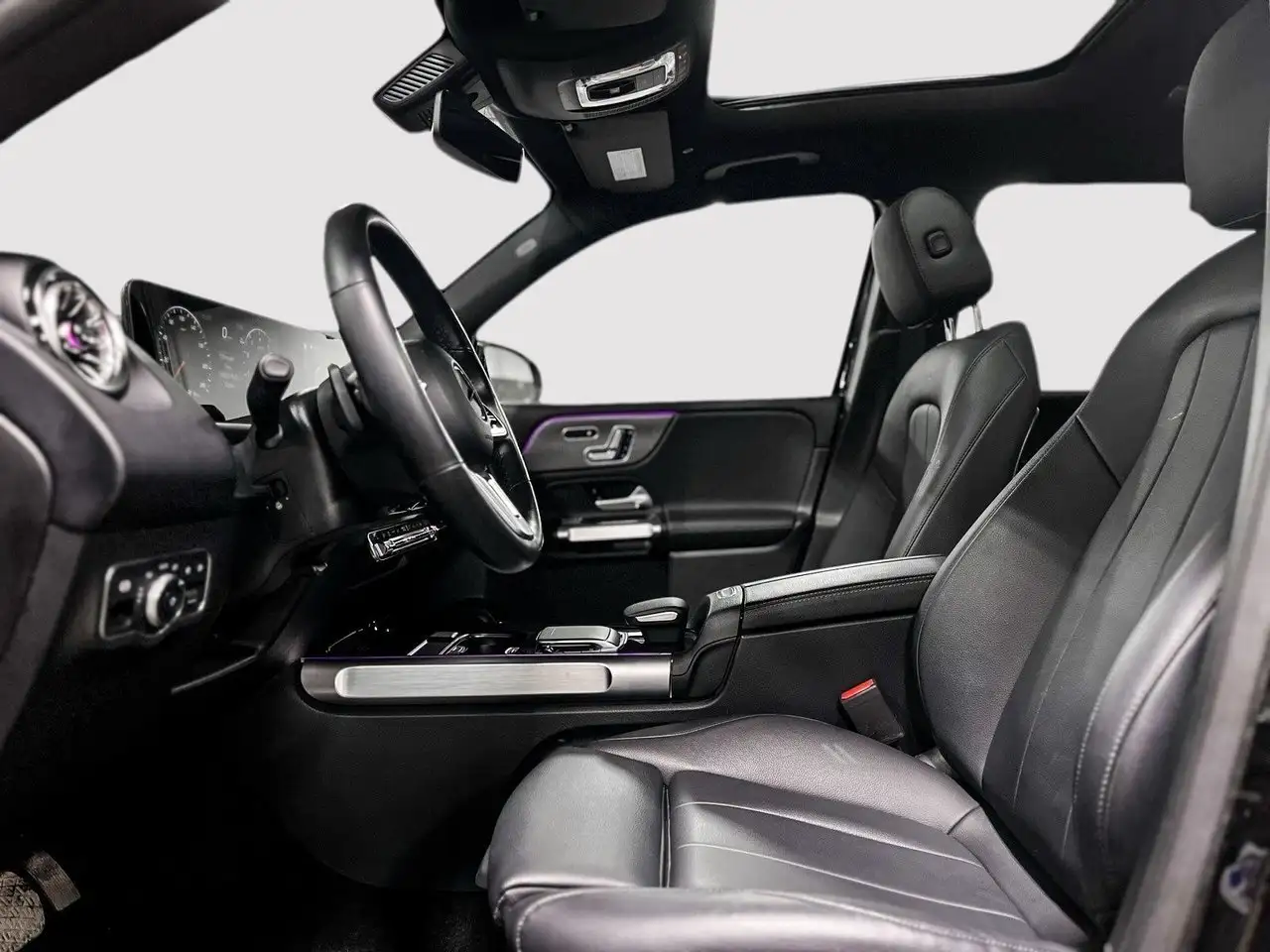 Mercedes-Benz GLB fotografie Mercedes-Benz GLB