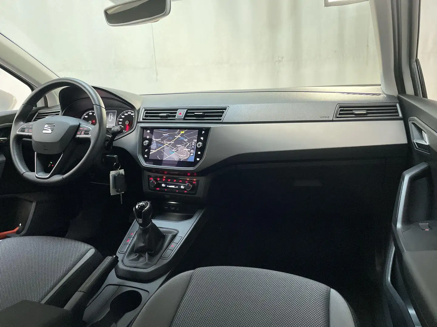 SEAT Ibiza 1.0 TSI Style Business Intense Camera Navigatie Cl Weiß - 2