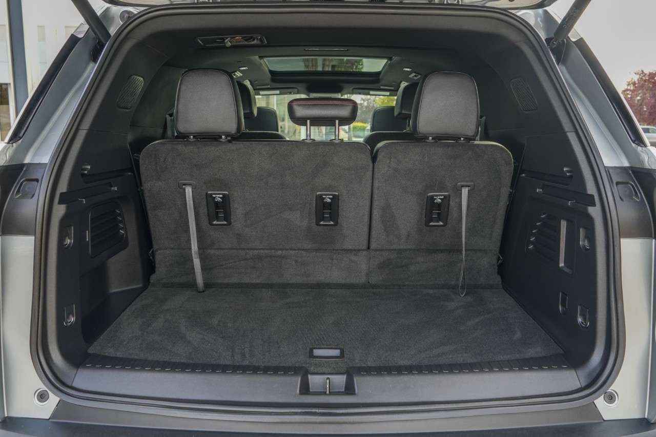 2026 Chevrolet Traverse AWD 4dr Z71 — photo 4