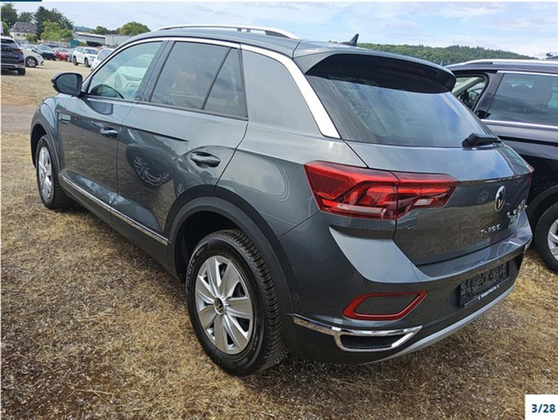 Volkswagen T-Roc 1.0 TSI Style Rear-View, Beats Audio — photo 3