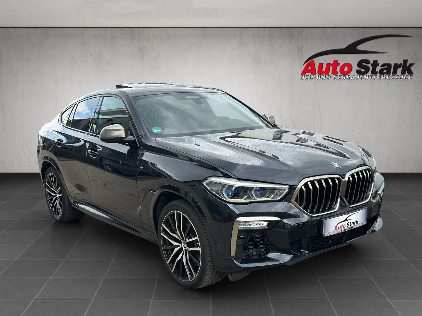 BMW X6 M d°xDrive°Pano°Softclose°Standheizung°360°HuD°DEKRA Černá - 2