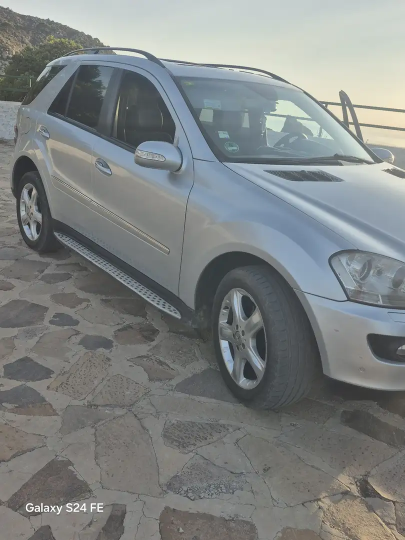 Mercedes-Benz ML 320 320CDI Aut. - 2